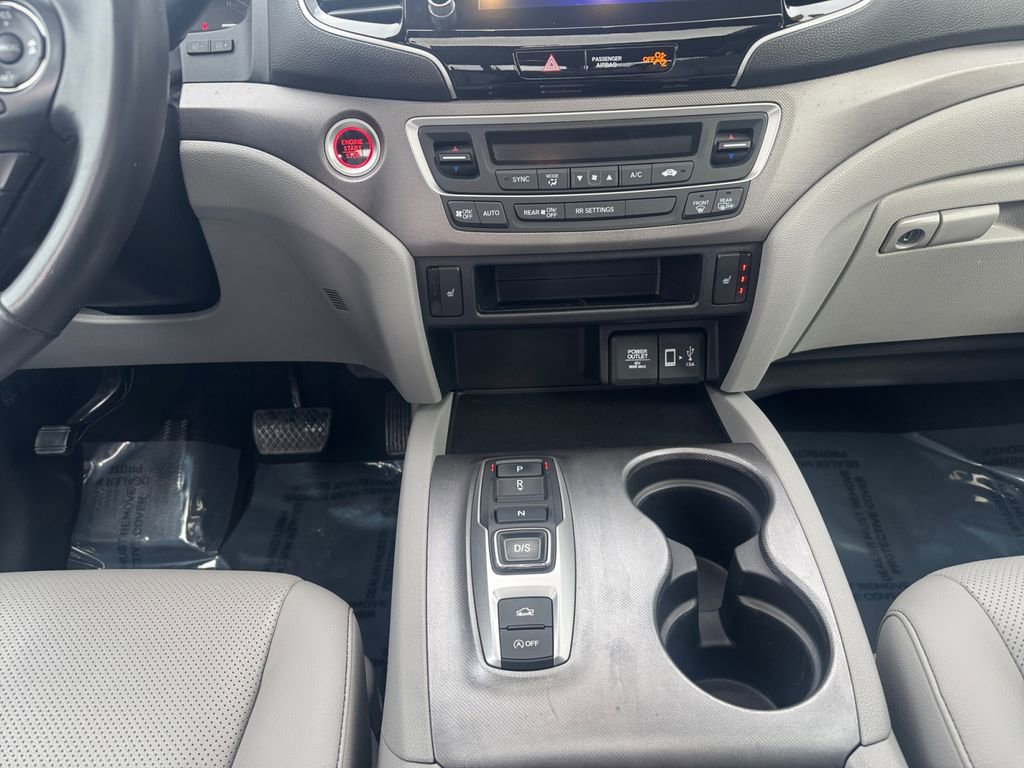 Used 2023 Honda Ridgeline RTL image 11