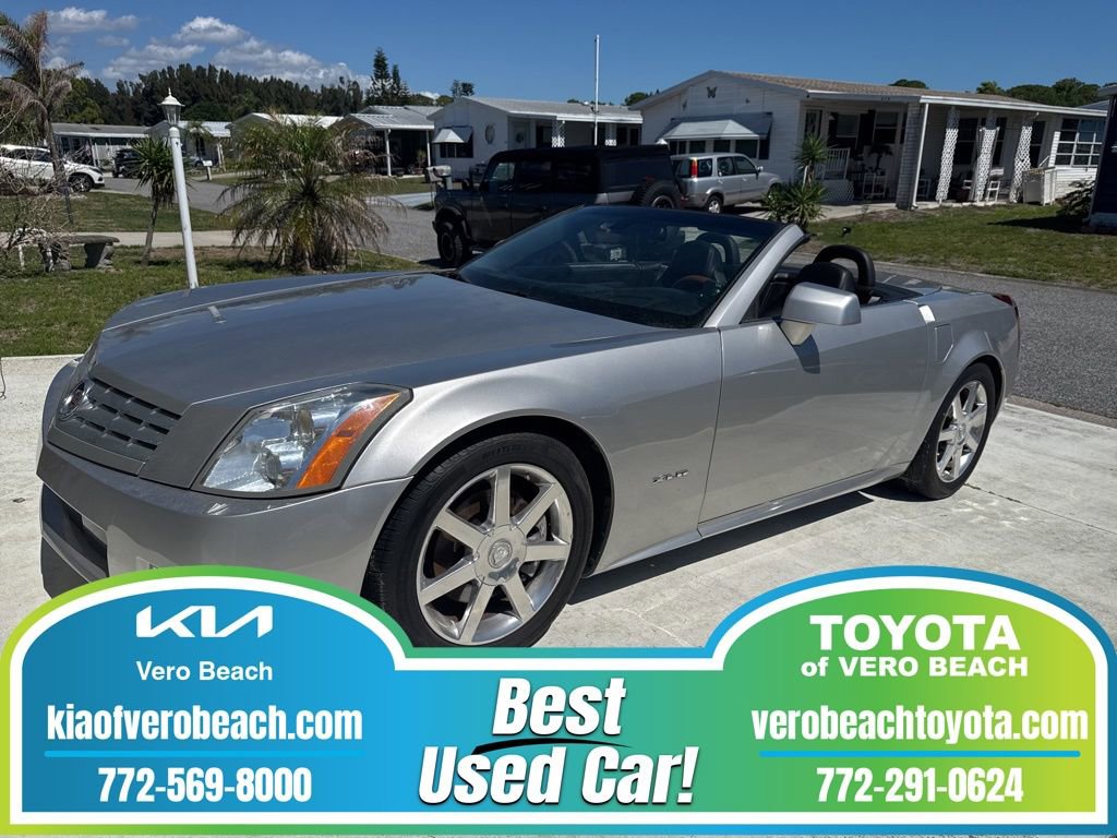 Used 2004 Cadillac XLR RWD image 1