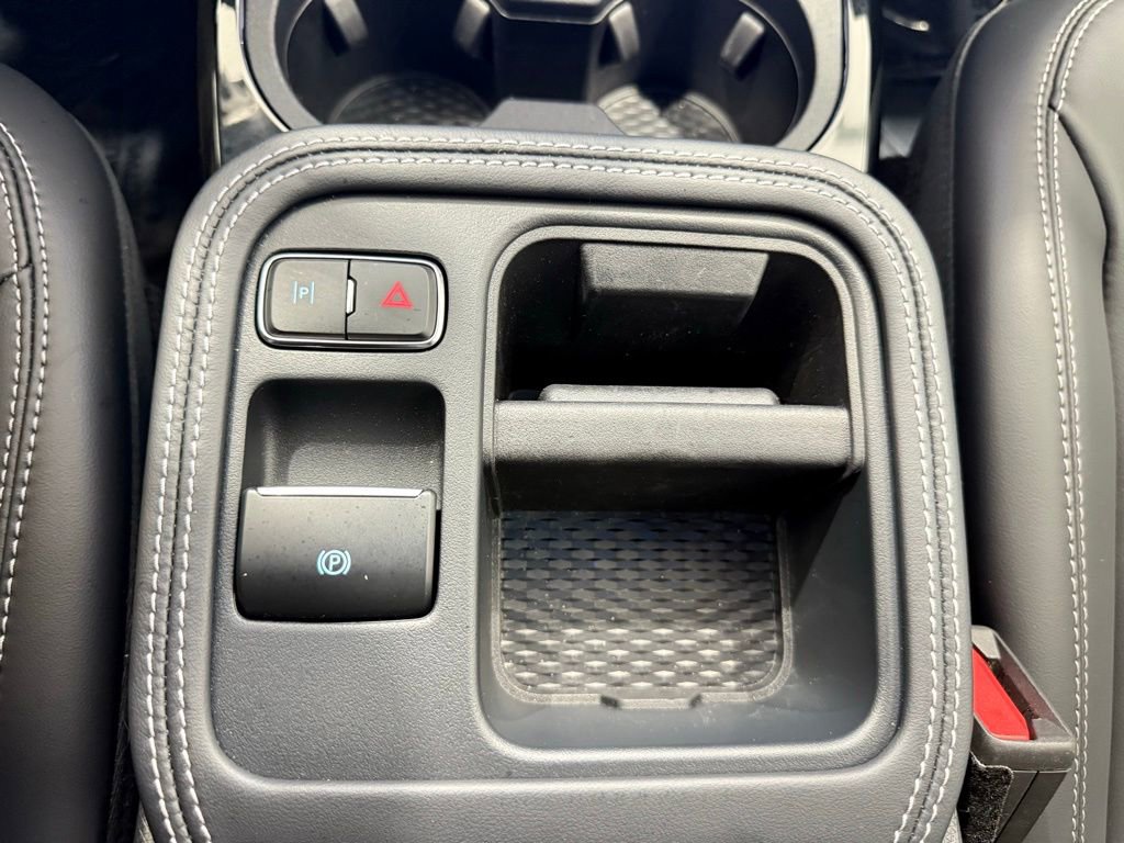 New 2025 Ford Mustang Mach-E Select w/ Interior Protection Package image 35