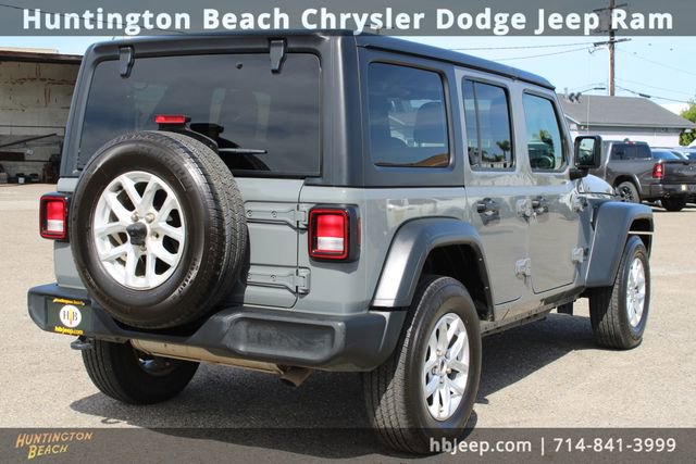 Used 2023 Jeep Wrangler Sport S image 5