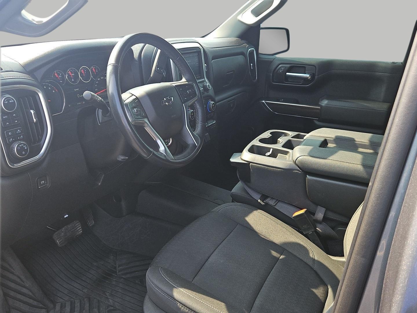 Certified 2022 Chevrolet Silverado 1500 RST AWD/4WD image 10