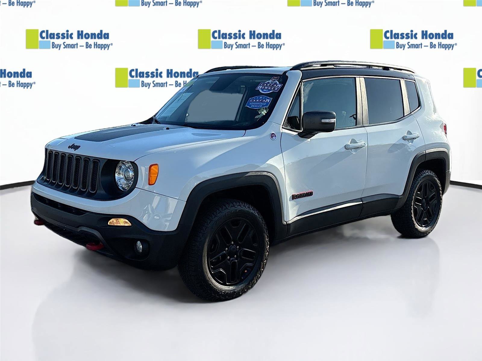 Used 2018 Jeep Renegade Trailhawk image 3