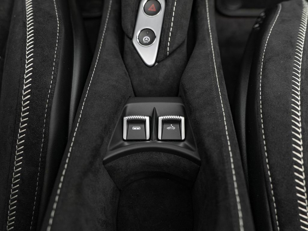 New 2026 McLaren 750S Spider image 21