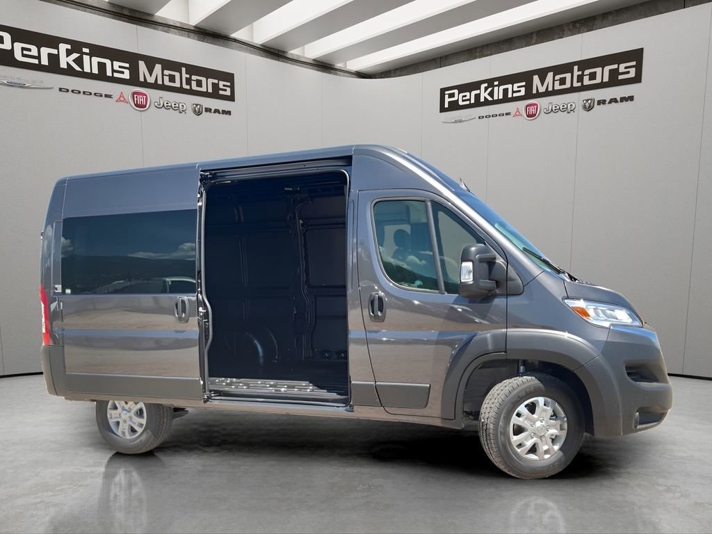 New 2025 RAM ProMaster 1500 w/ Quick Order Package 22G SLT image 5