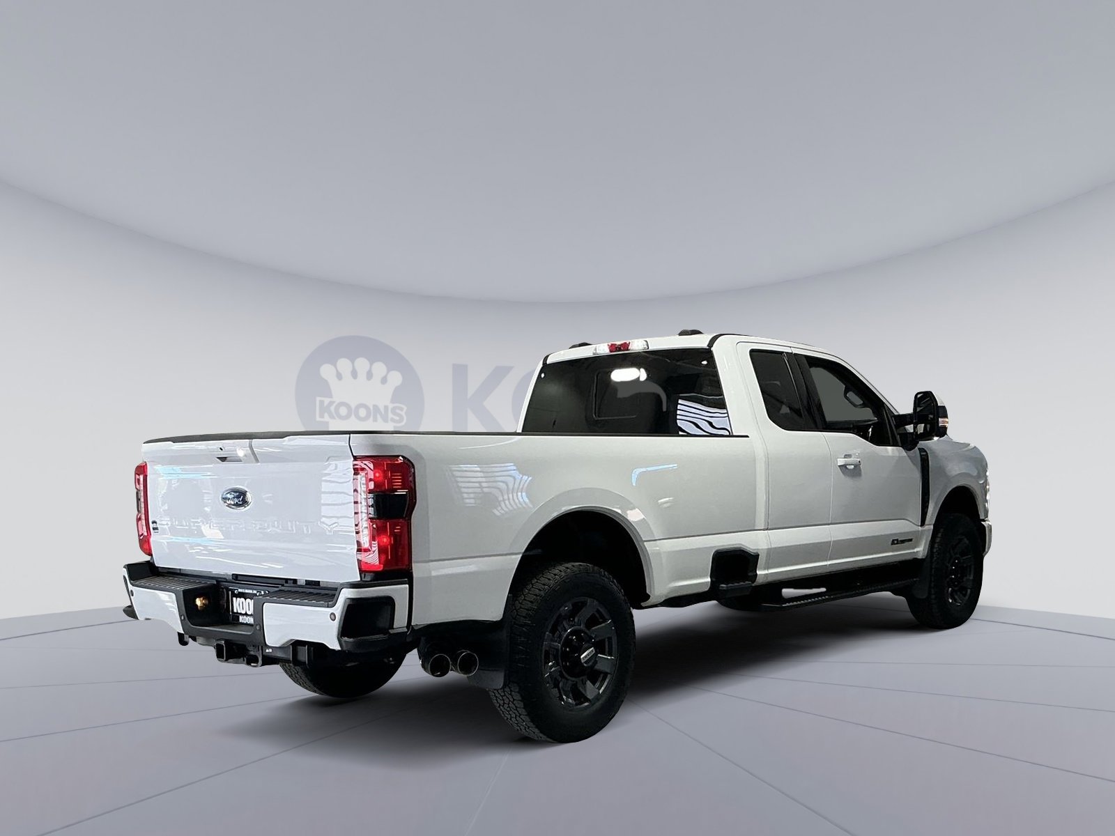 Used 2023 Ford F350 Lariat w/ Sport Appearance Package image 16