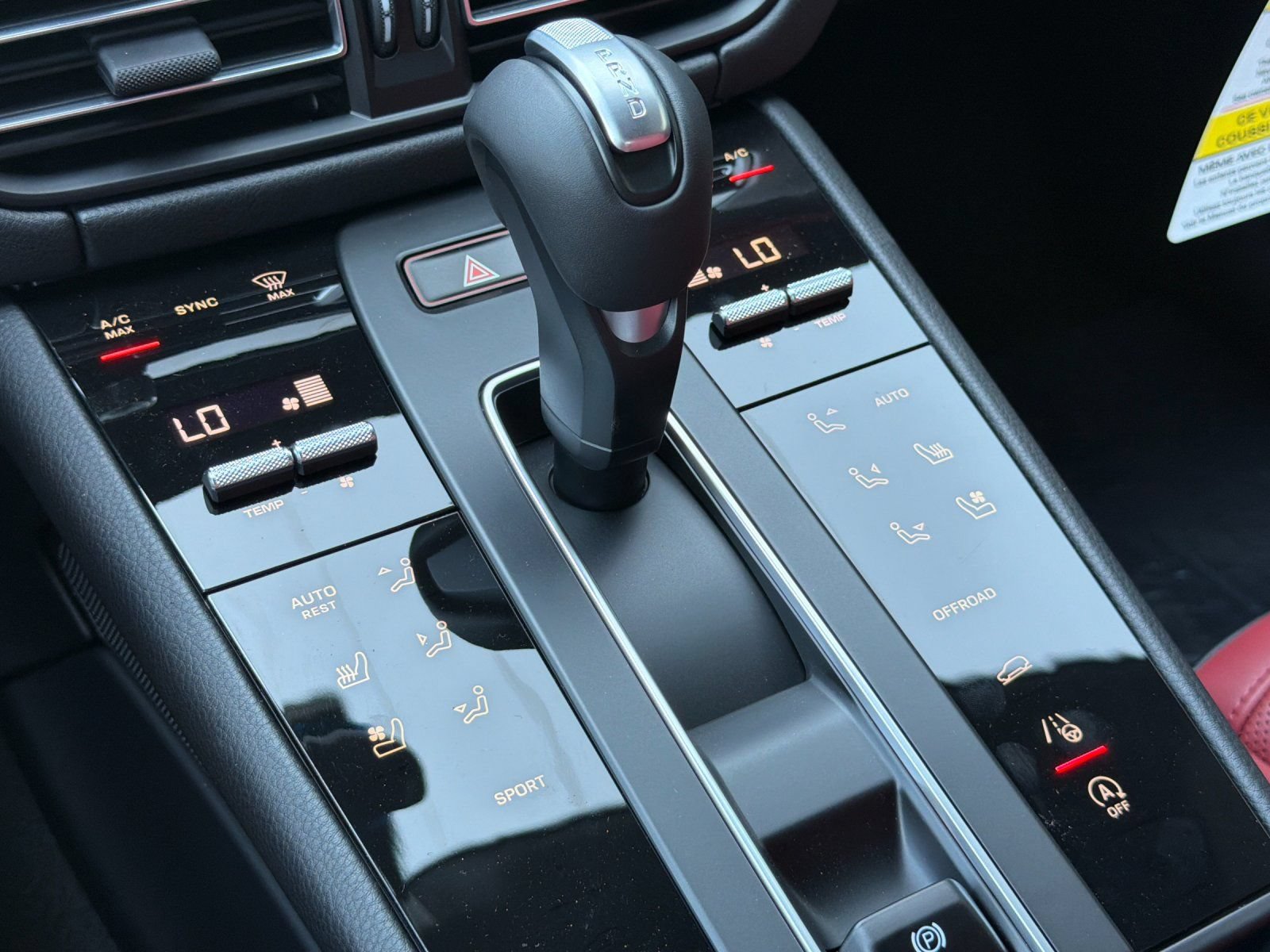 New 2026 Porsche Macan AWD/4WD image 20