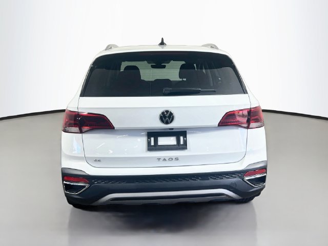 Used 2023 Volkswagen Taos SE FWD image 17