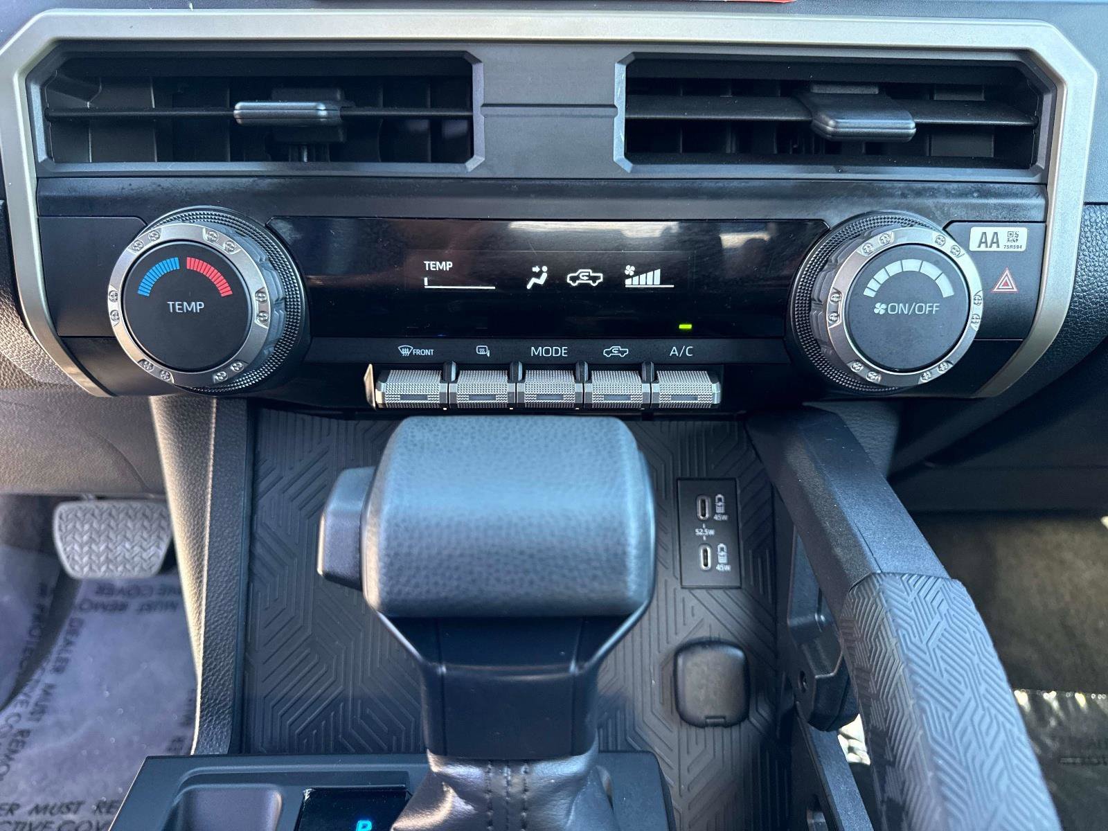 Used 2025 Toyota Tacoma SR image 19