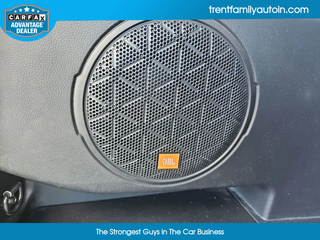 Used 2021 Toyota RAV4 XLE Premium image 18