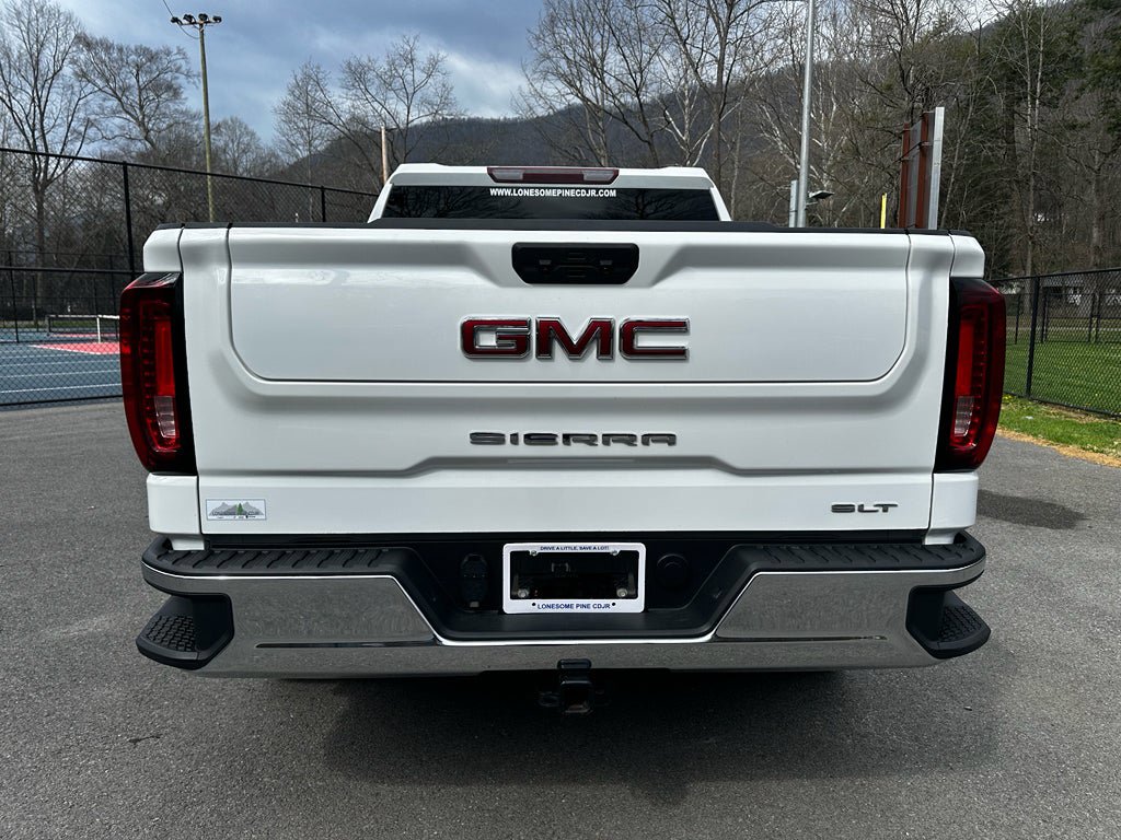 Used 2025 GMC Sierra 1500 SLT AWD/4WD image 5