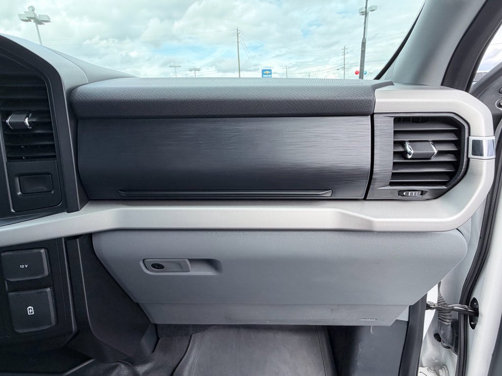 Used 2021 Ford F150 XL w/ Trailer Tow Package image 18