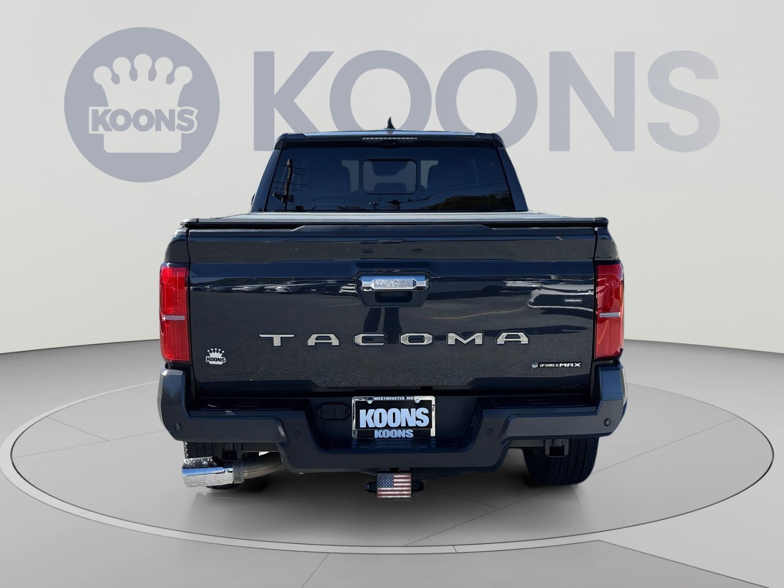 Used 2024 Toyota Tacoma Limited AWD/4WD image 5