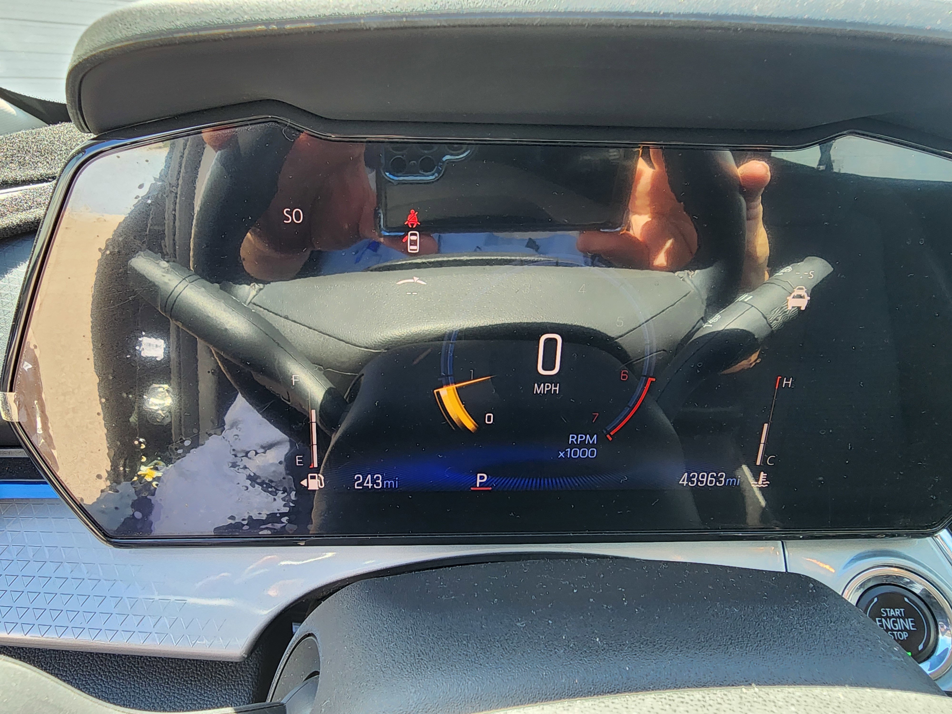 Used 2025 Chevrolet Trax LT w/ Driver Confidence Package image 7