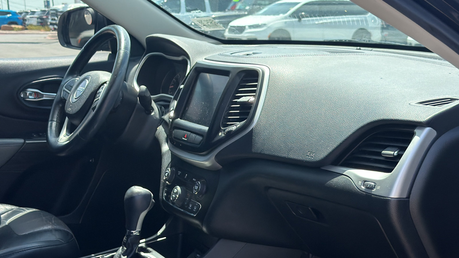 Used 2014 Jeep Cherokee Limited FWD image 21