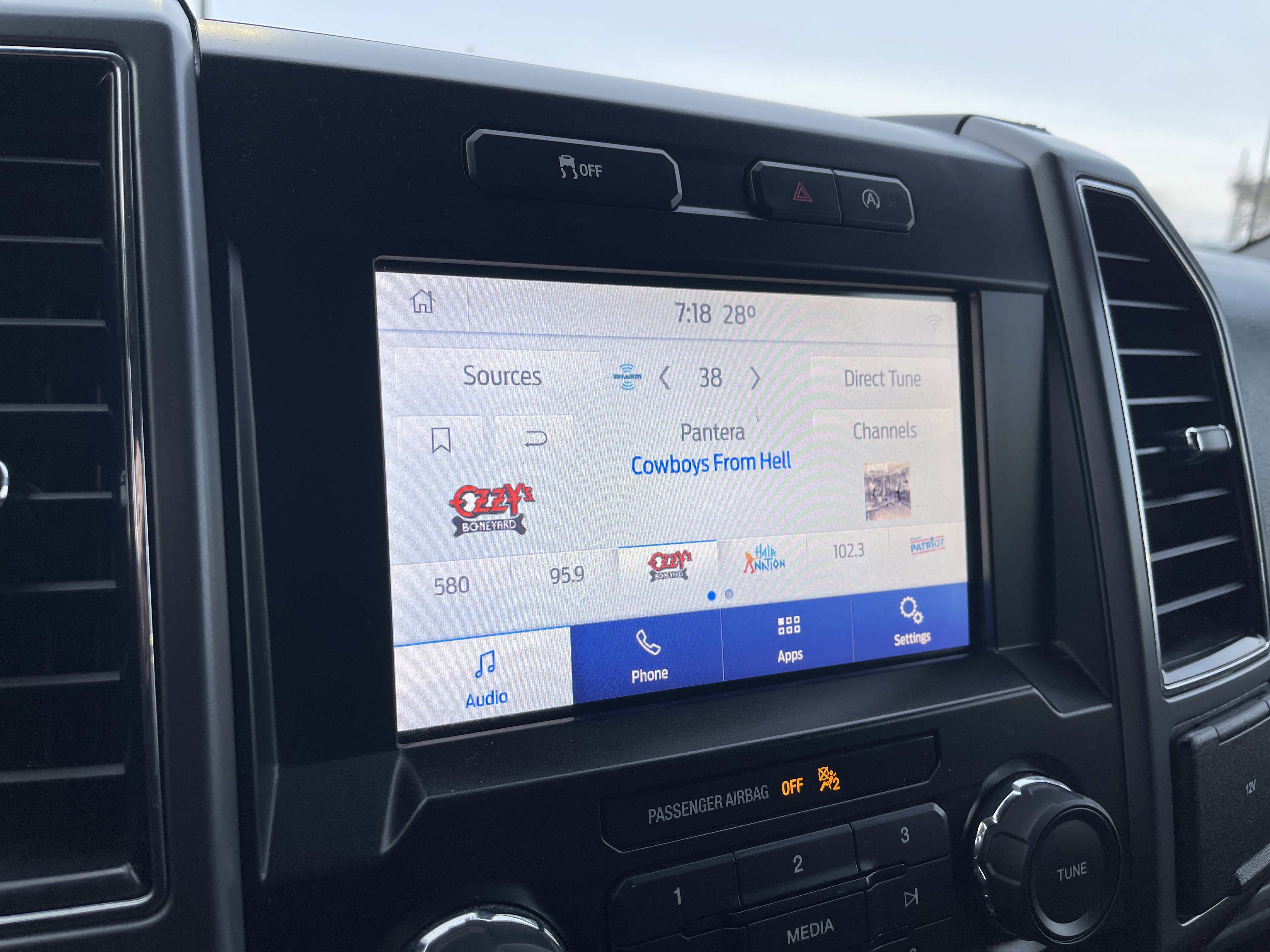 Used 2020 Ford F150 XLT w/ Equipment Group 301A Mid image 17