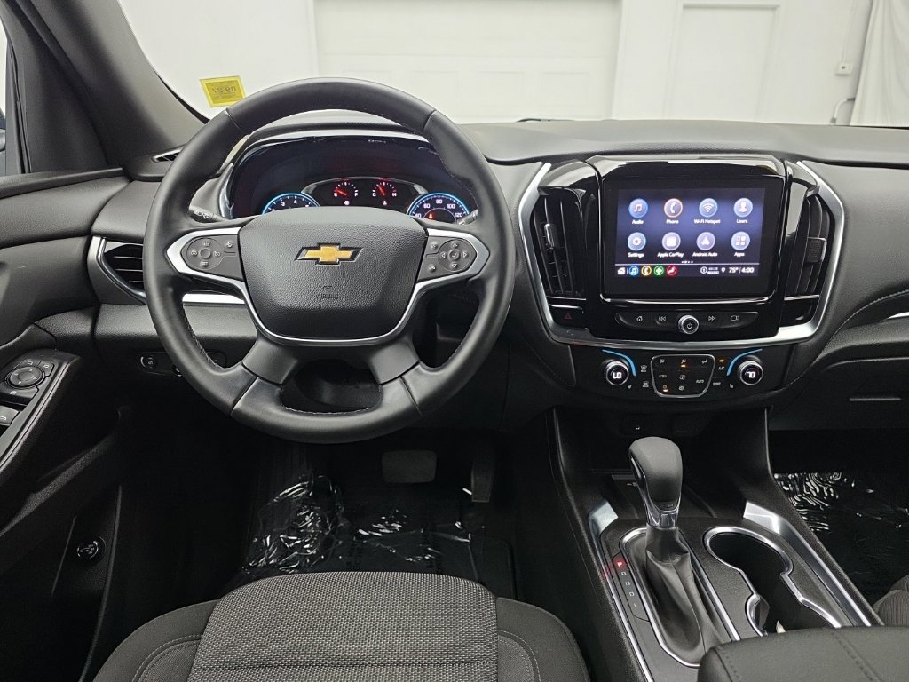 Used 2023 Chevrolet Traverse LT w/ Rear Camera Mirror Package AWD/4WD image 17