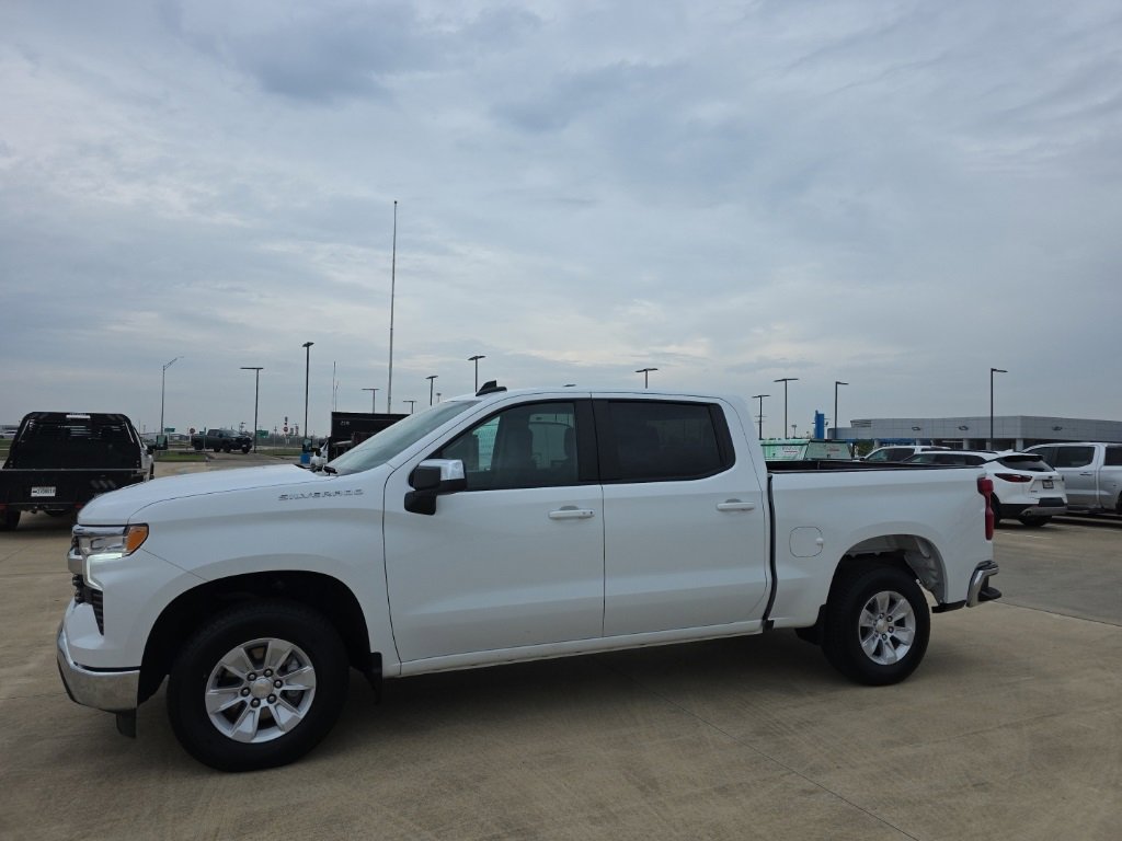 Used 2025 Chevrolet Silverado 1500 LT image 5