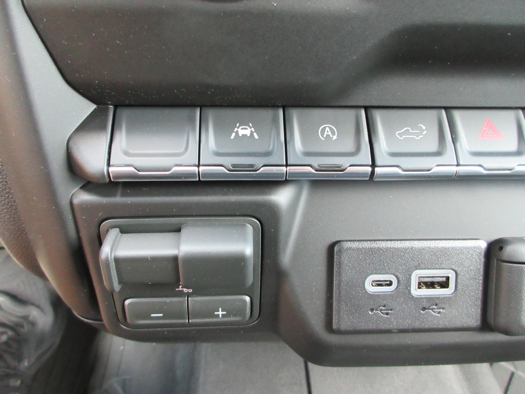 New 2026 Chevrolet Silverado 1500 Custom Trail Boss w/ LPO, Dark Essentials Package AWD/4WD image 31