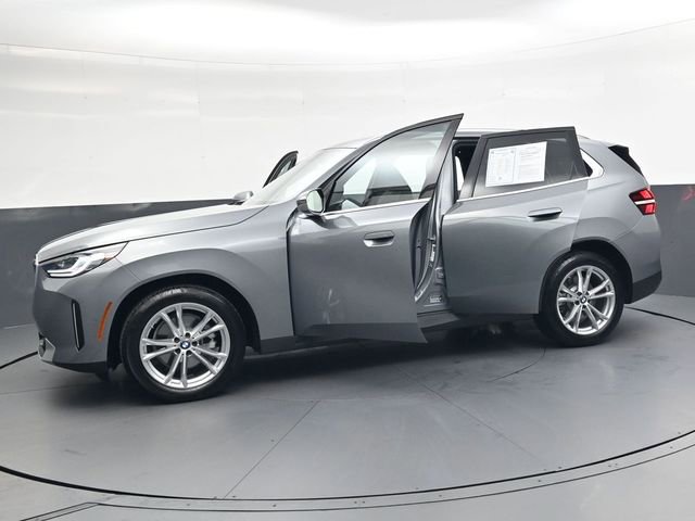 Used 2025 BMW X3 xDrive30i w/ Convenience Package image 39