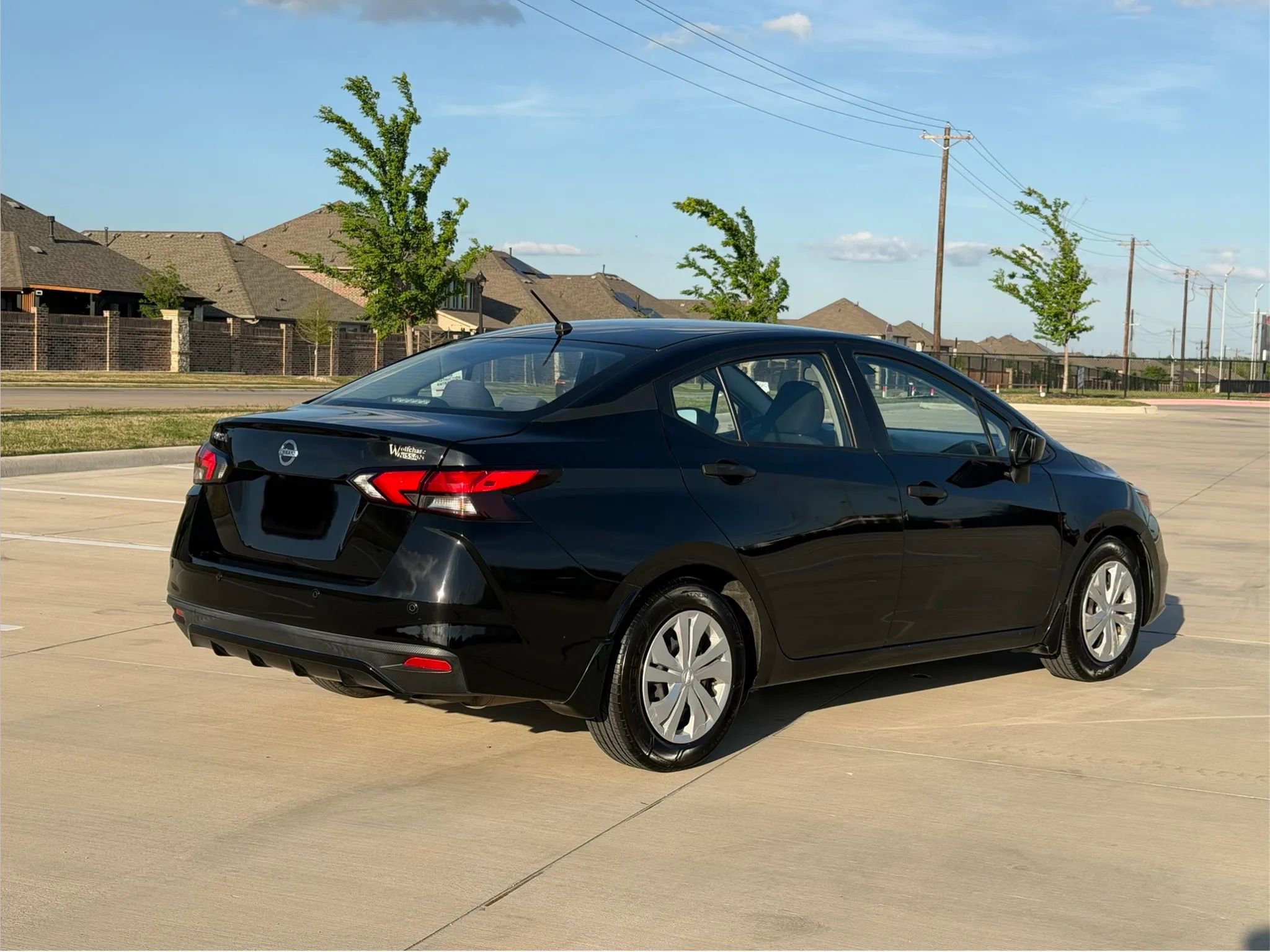 Used 2020 Nissan Versa S image 4
