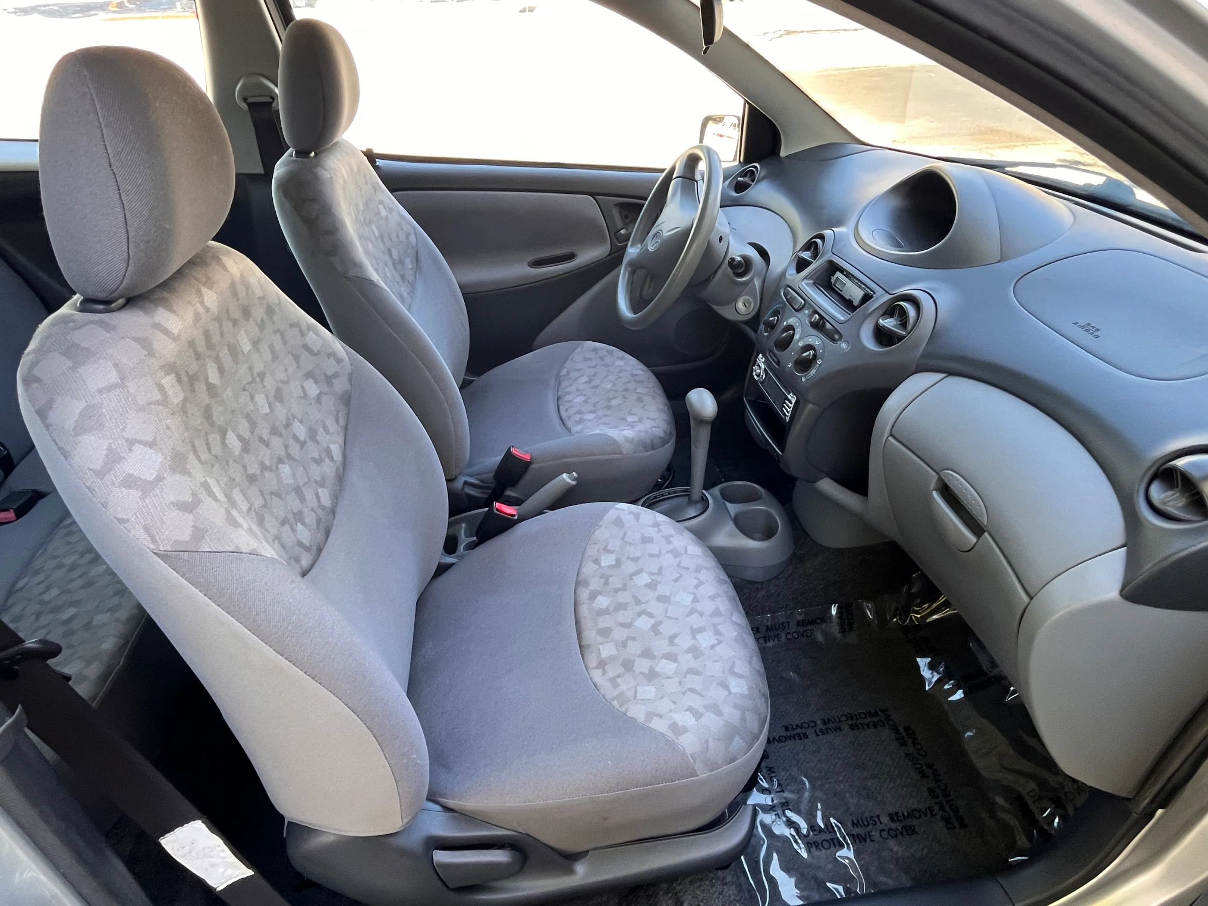 Used 2001 Toyota Echo Coupe FWD image 12