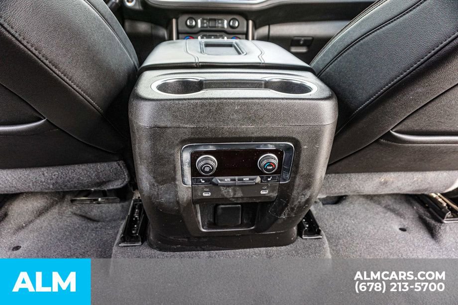 Used 2022 Chevrolet Suburban High Country image 33