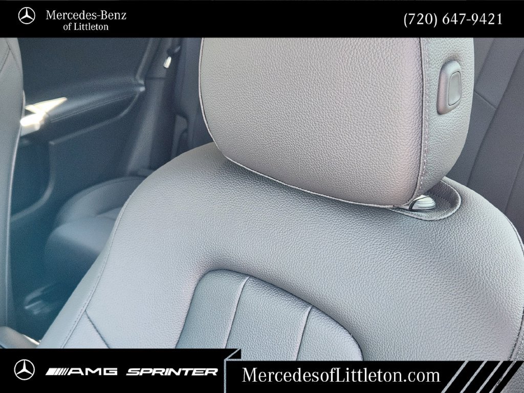 New 2026 Mercedes-Benz GLB 250 4MATIC image 14