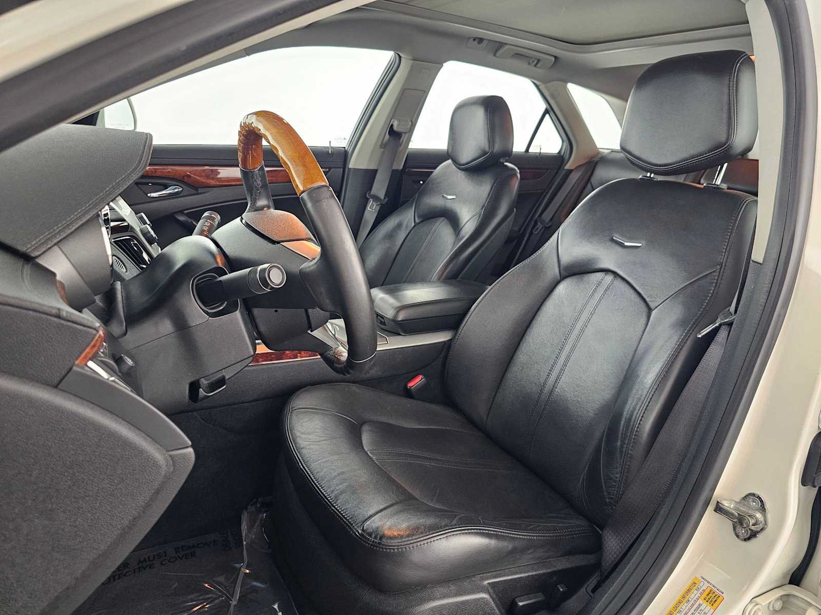 Used 2010 Cadillac CTS Luxury RWD image 21