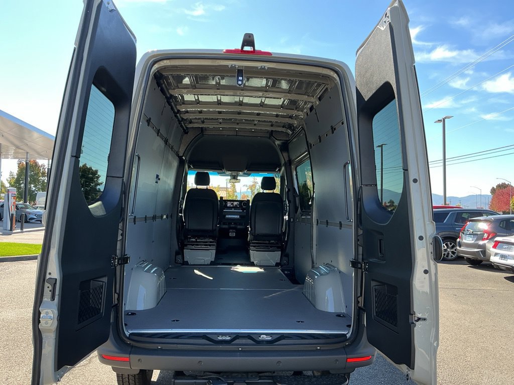 New 2026 Mercedes-Benz Sprinter 2500 image 27