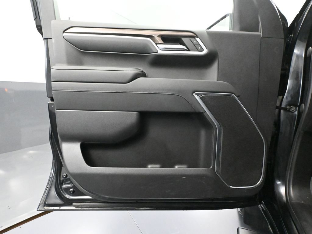 Used 2022 Chevrolet Silverado 1500 RST image 22