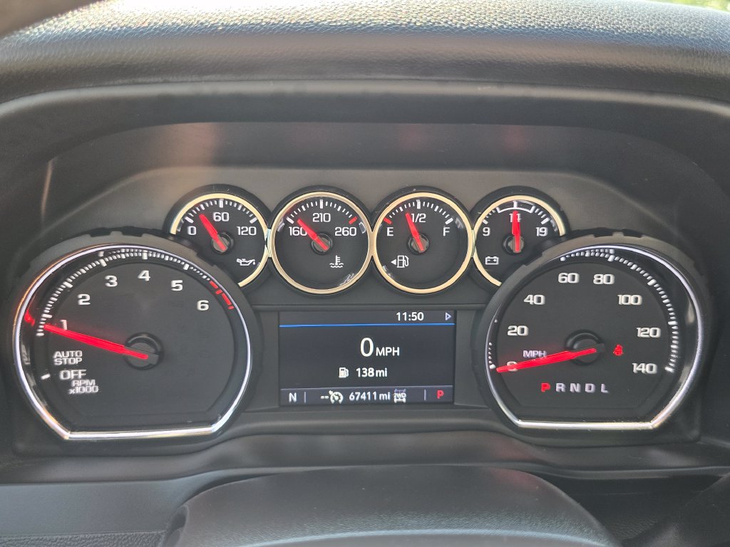 Used 2022 Chevrolet Silverado 1500 LT AWD/4WD image 23