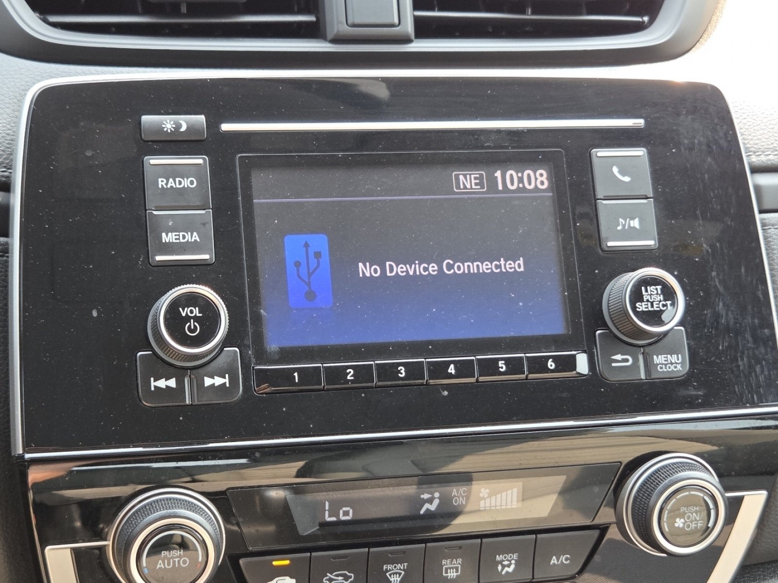 Certified 2019 Honda CR-V LX image 4