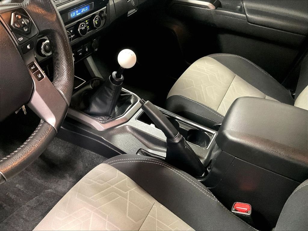 Certified 2022 Toyota Tacoma TRD Sport w/ Technology Package AWD/4WD image 20