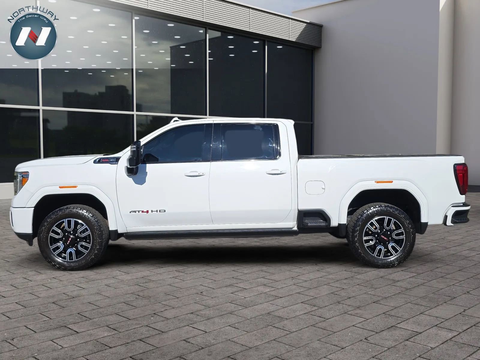 Used 2022 GMC Sierra 3500 AT4 w/ AT4 Preferred Package image 2