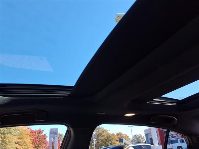 Used 2021 Nissan Maxima SR w/ Sport Mat Group FWD image 16