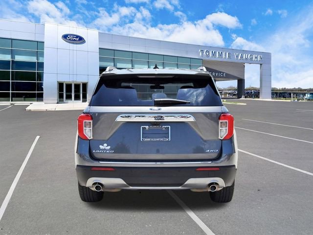 Used 2023 Ford Explorer Limited AWD/4WD image 3
