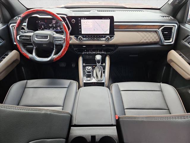 Used 2025 GMC Canyon Denali AWD/4WD image 14