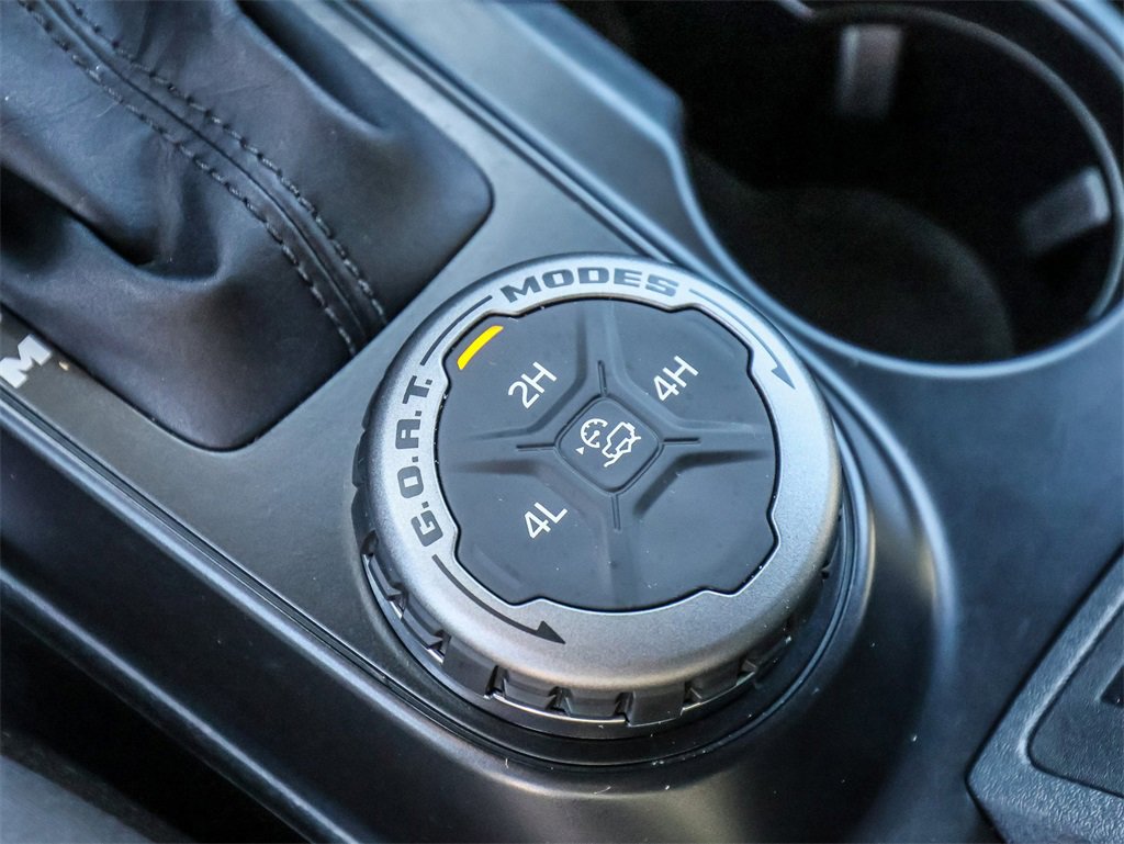 Used 2024 Ford Bronco Black Diamond image 28