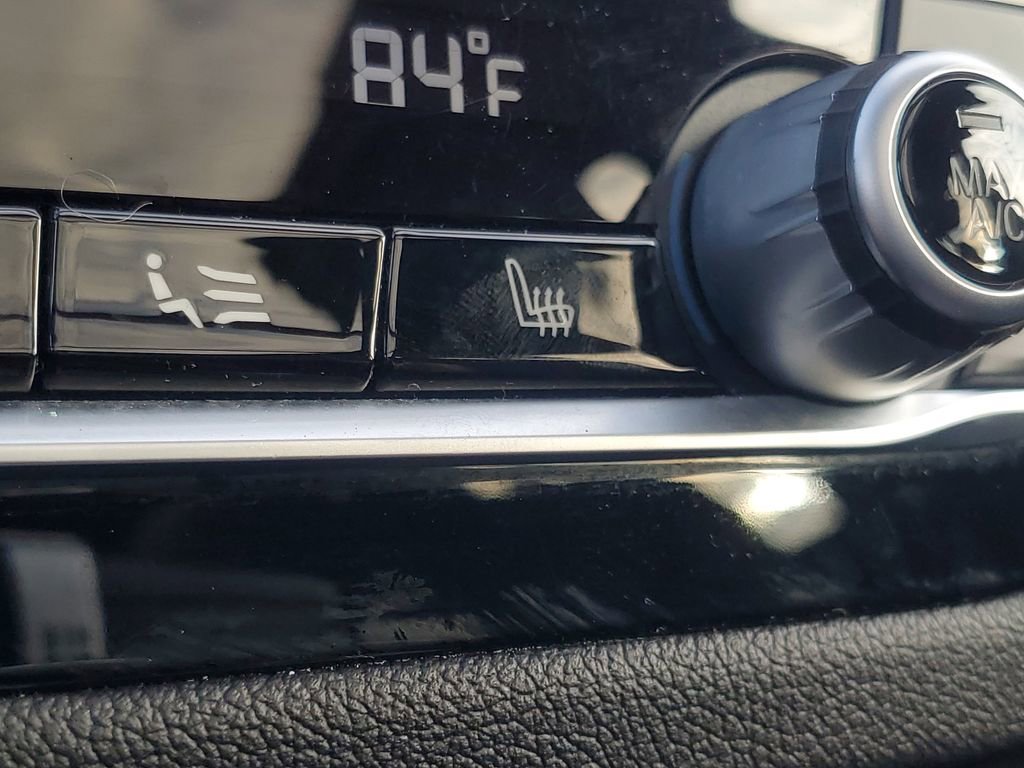 Used 2018 BMW X3 M40i image 29