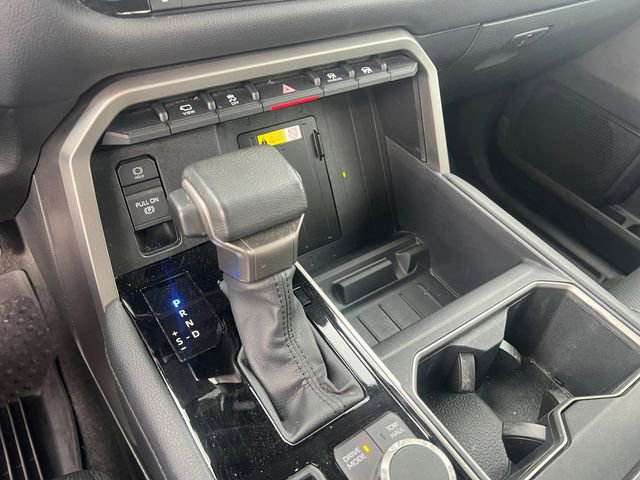 Used 2023 Toyota Tundra Limited AWD/4WD image 15