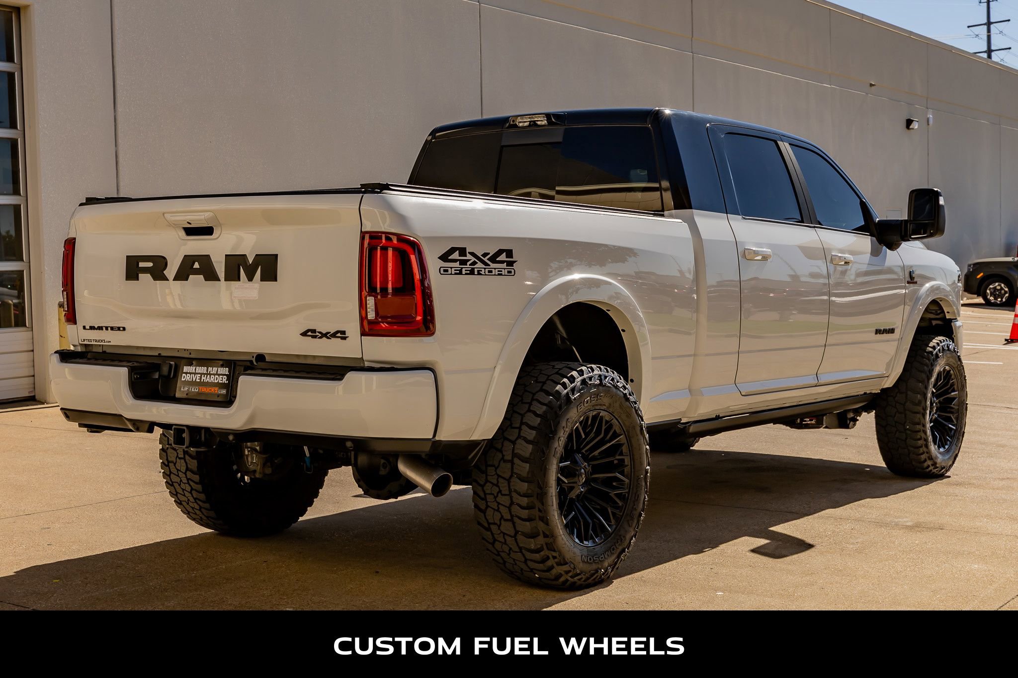 Used 2025 RAM 3500 Limited image 9