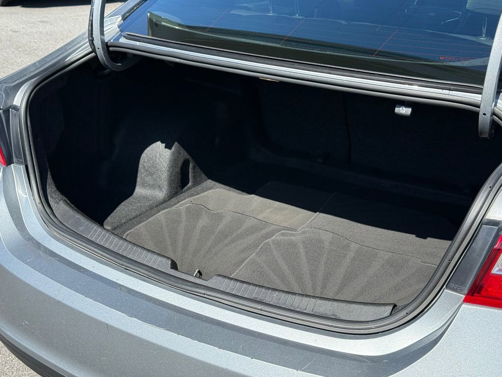 Used 2023 Chevrolet Malibu LT image 13