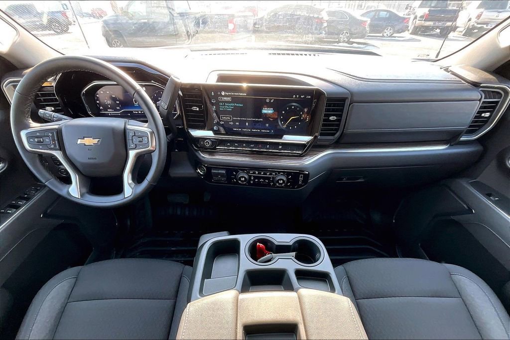 Used 2025 Chevrolet Silverado 1500 LT image 20
