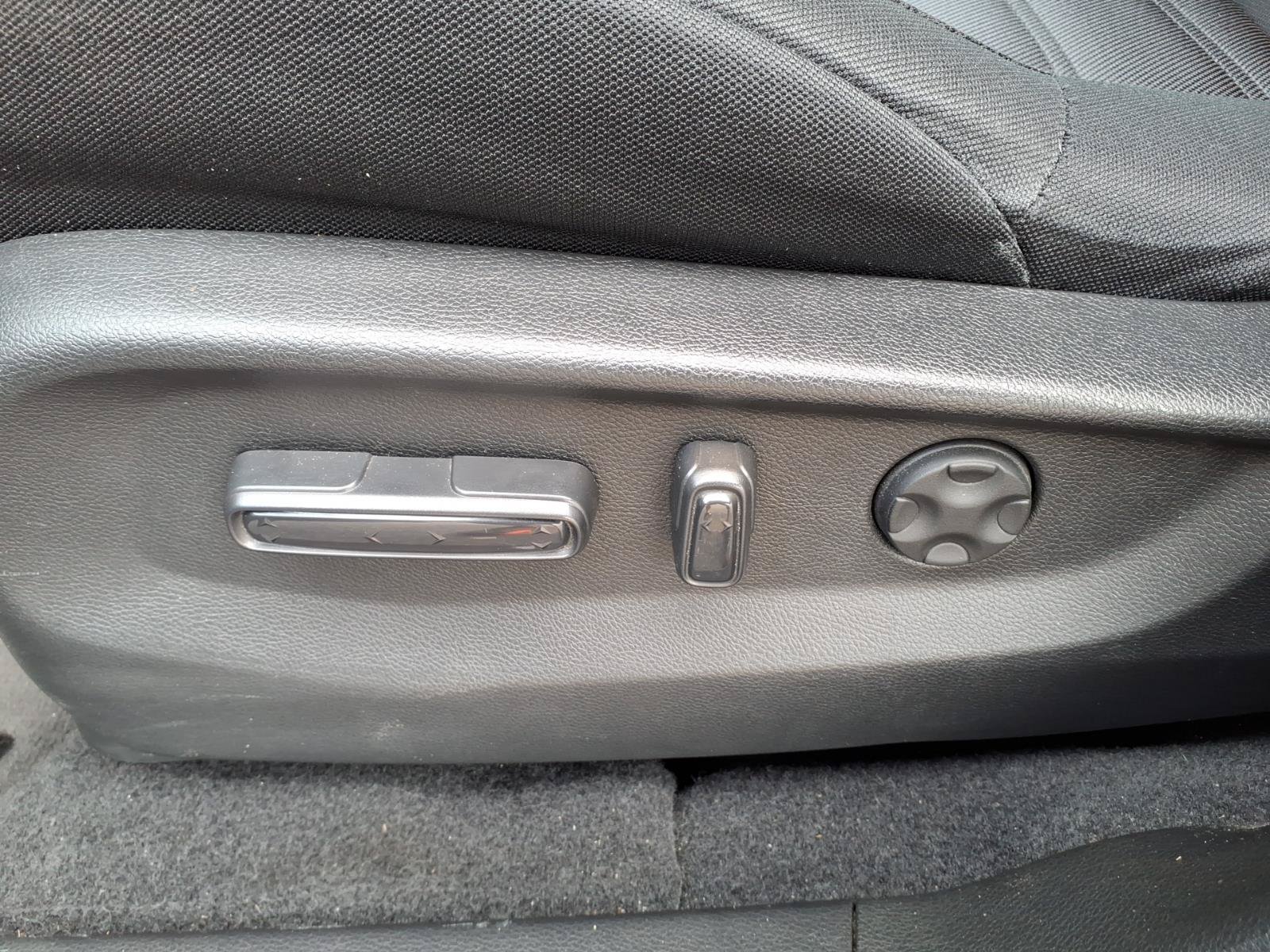 Certified 2021 Honda CR-V EX image 24
