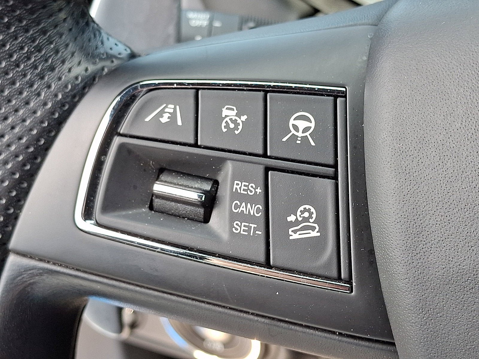 Used 2022 Maserati Levante F Tributo AWD/4WD image 23
