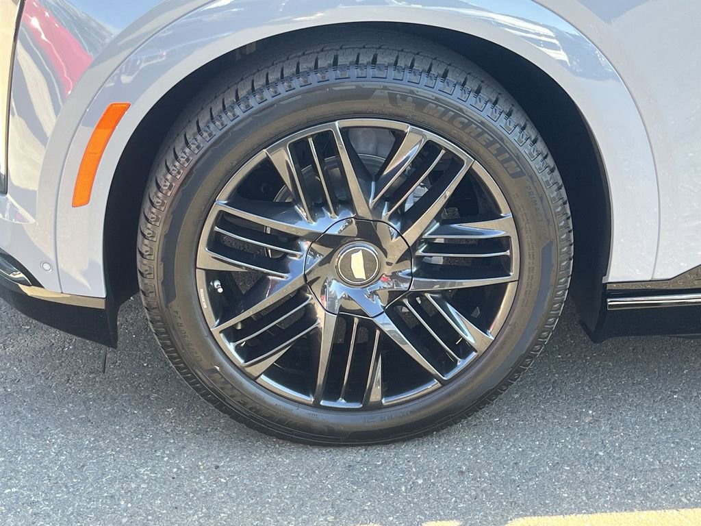 New 2026 Cadillac Escalade IQ Sport 1 w/ LPO, ONYX Package image 24