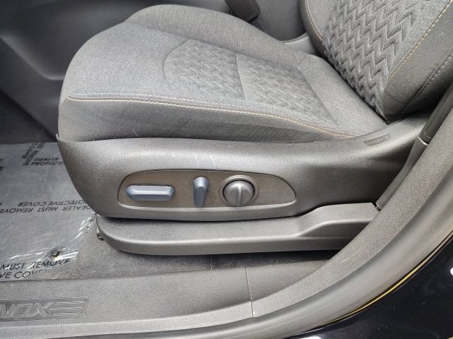 Used 2022 Chevrolet Equinox LT FWD image 23