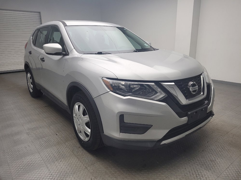 Used 2017 Nissan Rogue S FWD image 13