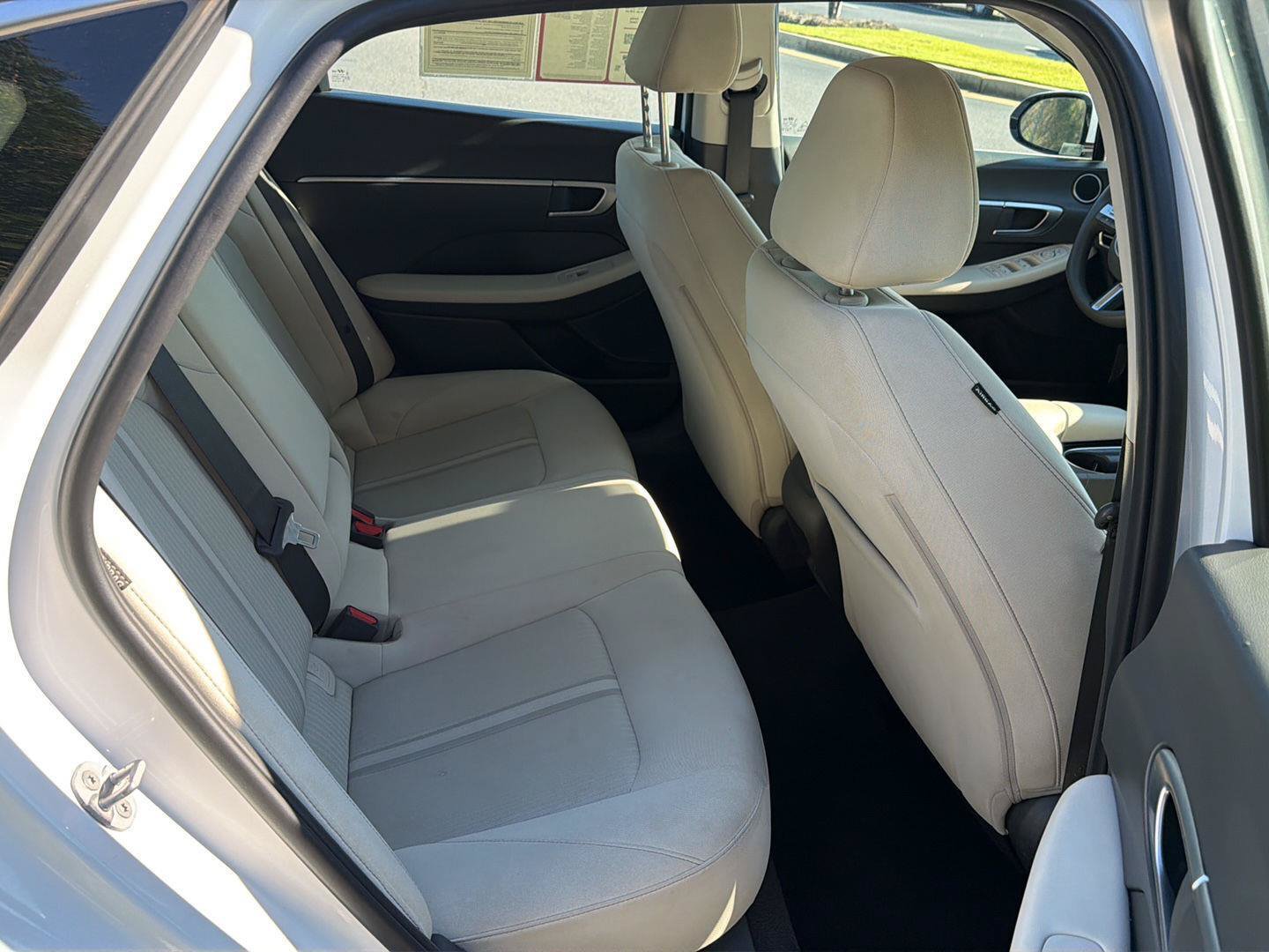 Used 2025 Hyundai Sonata SEL FWD image 11