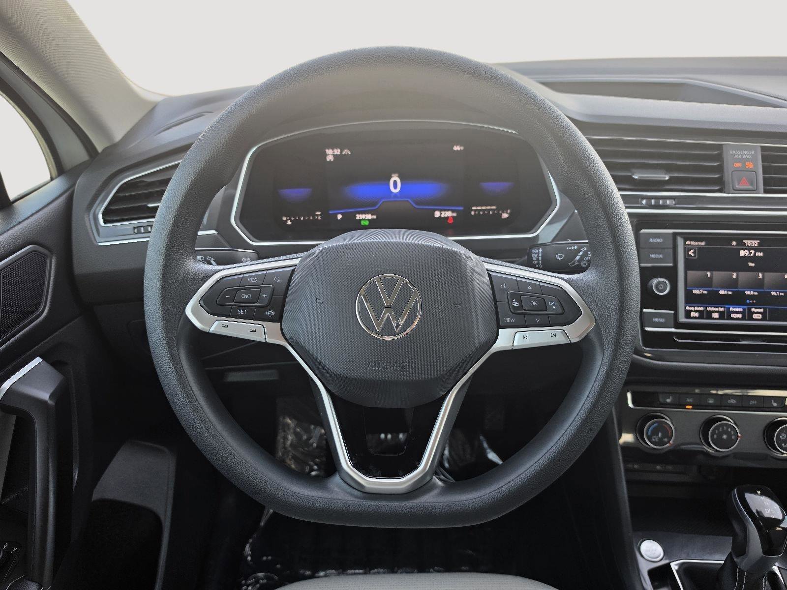 Used 2023 Volkswagen Tiguan S image 15